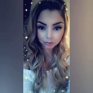 Meet your Posher, Cynthia